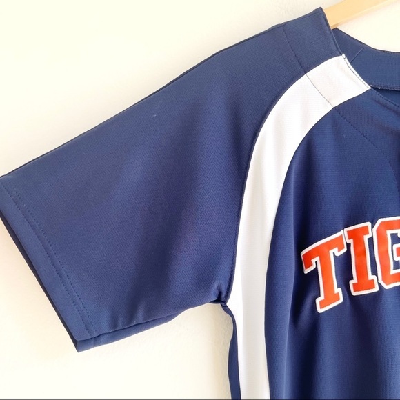 Genuine Merchandise Tigers Button Down Jersey - Picture 3 of 6